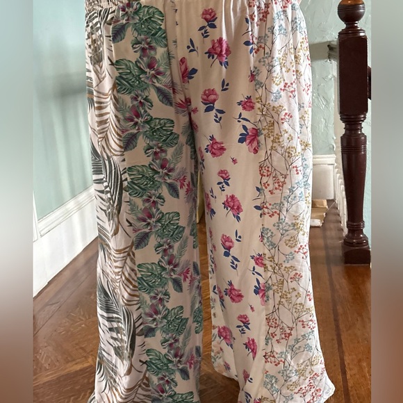 NWT Sacred Threads Floral Wide-Leg Pants - Picture 6 of 8